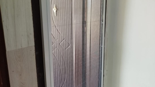 1000002704